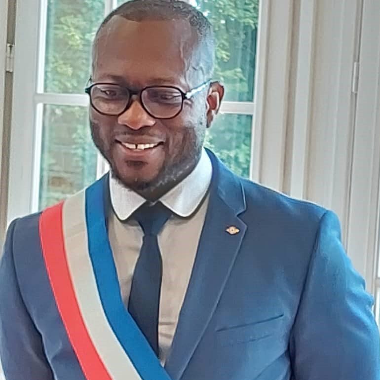 M. Yves<br> HAMIAFO