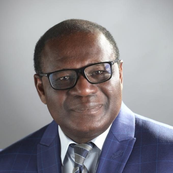 M. François <br>KINGUE MBANGUE